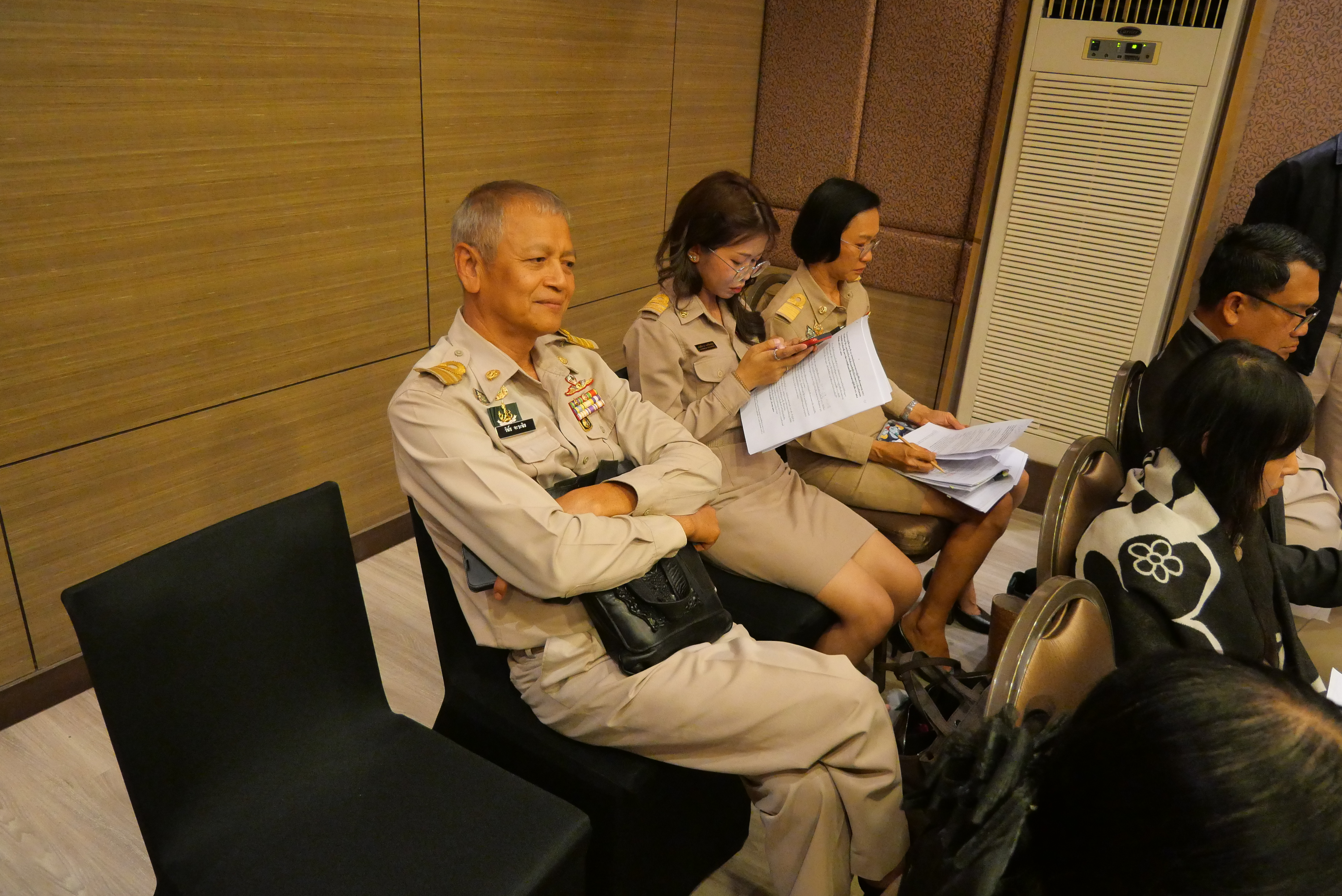 title - ส.ป.ก. จัดโครงการสัมมนา “การขับเคลื่อนงานปฏิรูปที่ดินเพื่อเกษตรกรรมสู่มิติใหม่อย่างยั่งยืนและเป็นธรรม” กรณีจัดที่ดินตามระเบียบคัดเลือกและจัดที่ดินฯ ข้อ 62 ประจําปีงบประมาณ พ.ศ. 2569 (วันจันทร์ที่ 25 พฤษภาคม 2569 ภาคบ่าย)